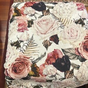 Posh Peanut fitted crib sheet